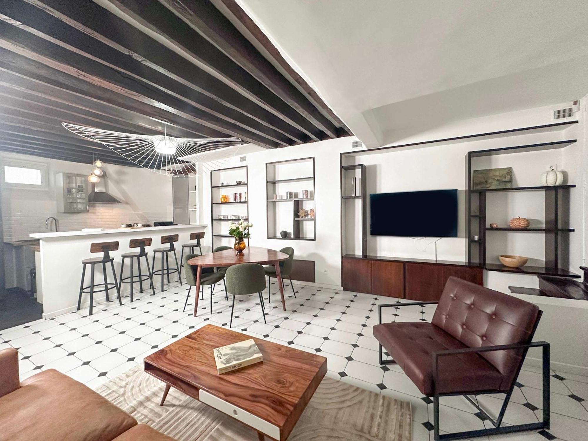 Modern & Spacious Near Le Marais * Paris