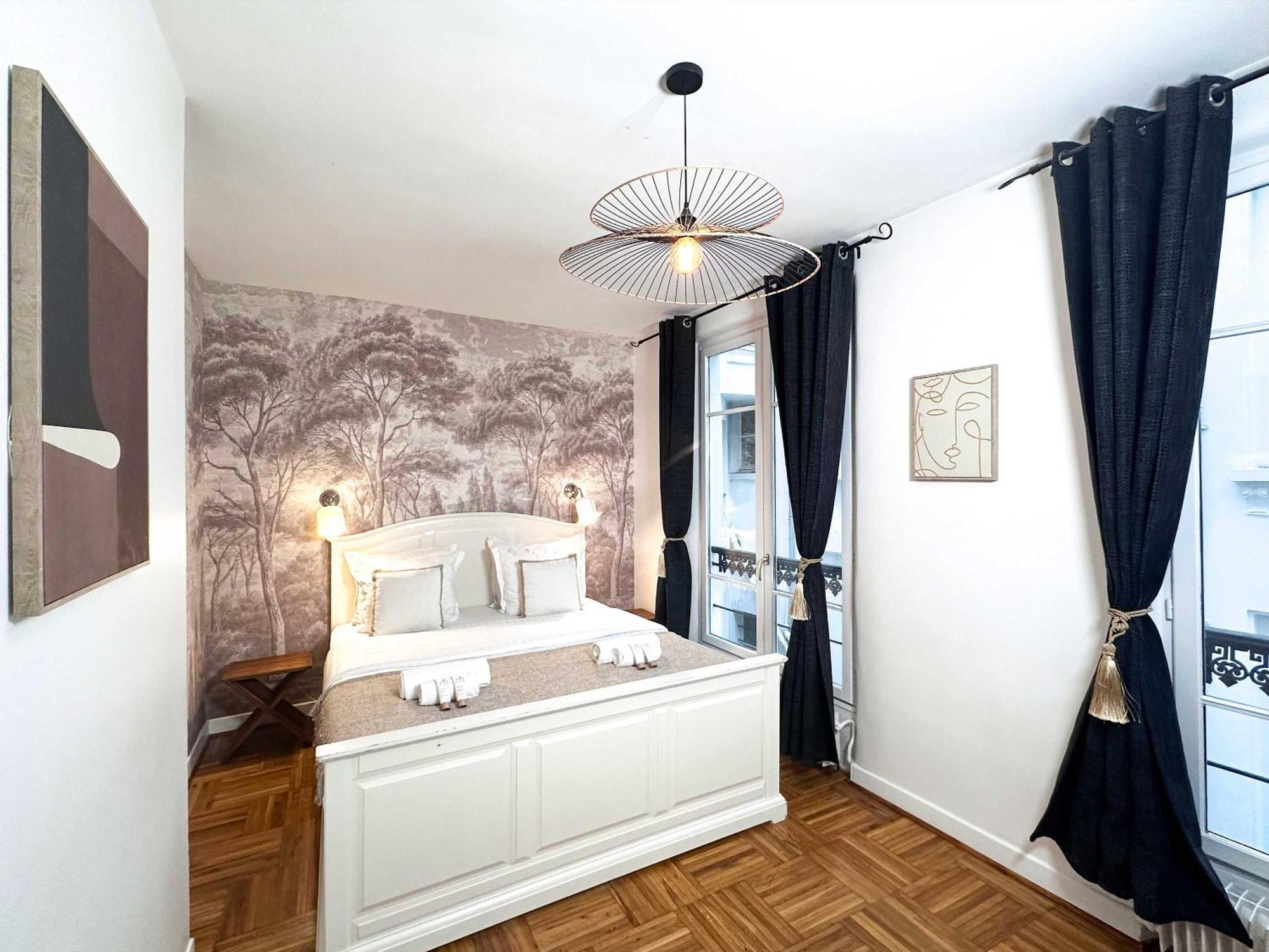 Modern & Spacious Near Le Marais Apartment *